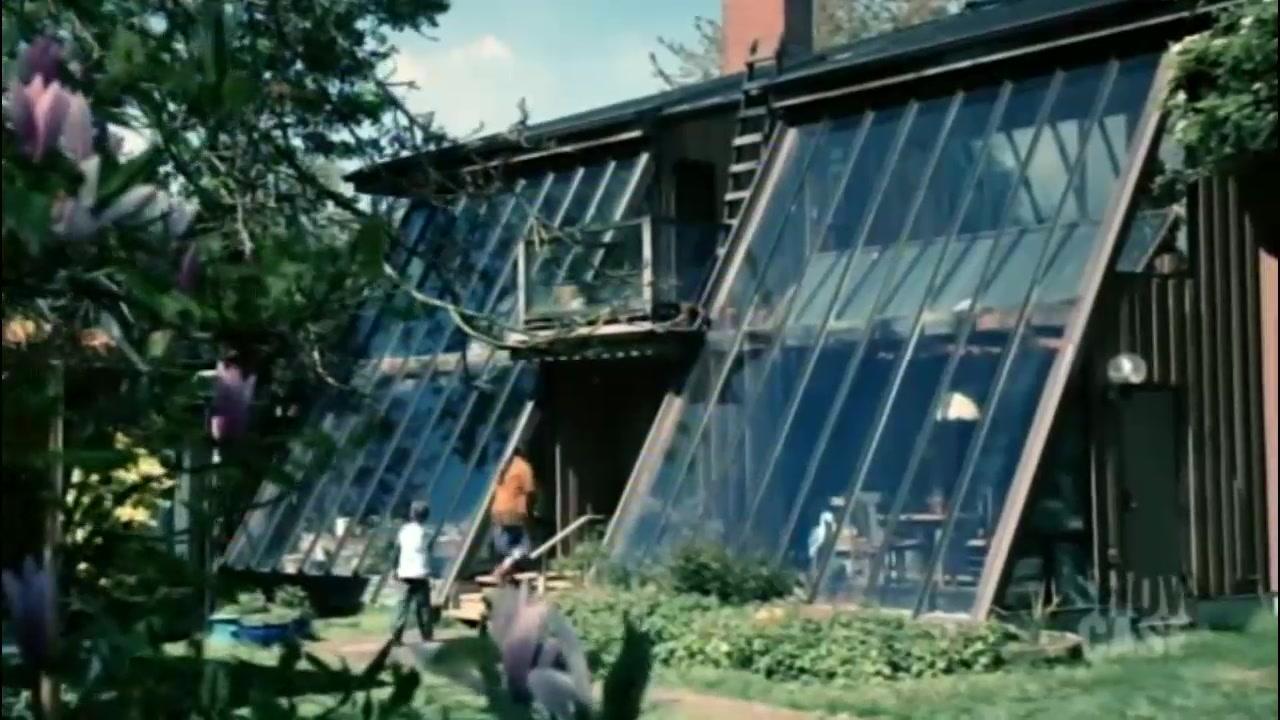 Shattered_S01E12_Stairways_to_Perceptions_0712.jpg Shattered_S01E12_Stairways_to_Perceptions_0712.jpg