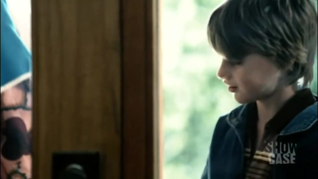 Shattered_S01E12_Stairways_to_Perceptions_1902.jpg Shattered_S01E12_Stairways_to_Perceptions_1902.jpg