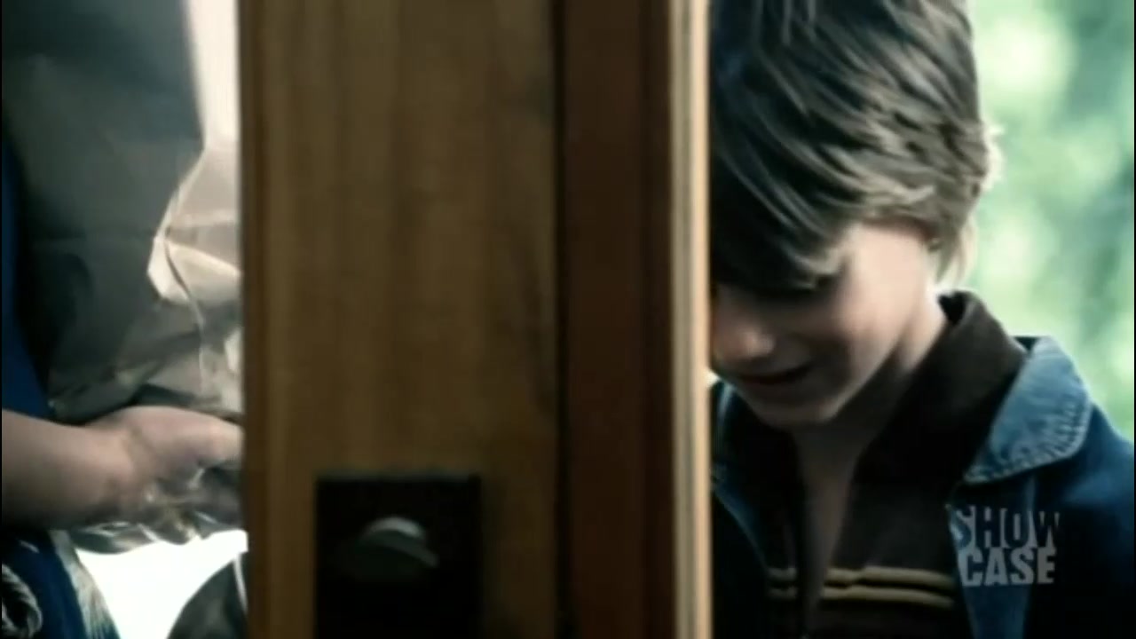 Shattered_S01E12_Stairways_to_Perceptions_1905.jpg Shattered_S01E12_Stairways_to_Perceptions_1905.jpg