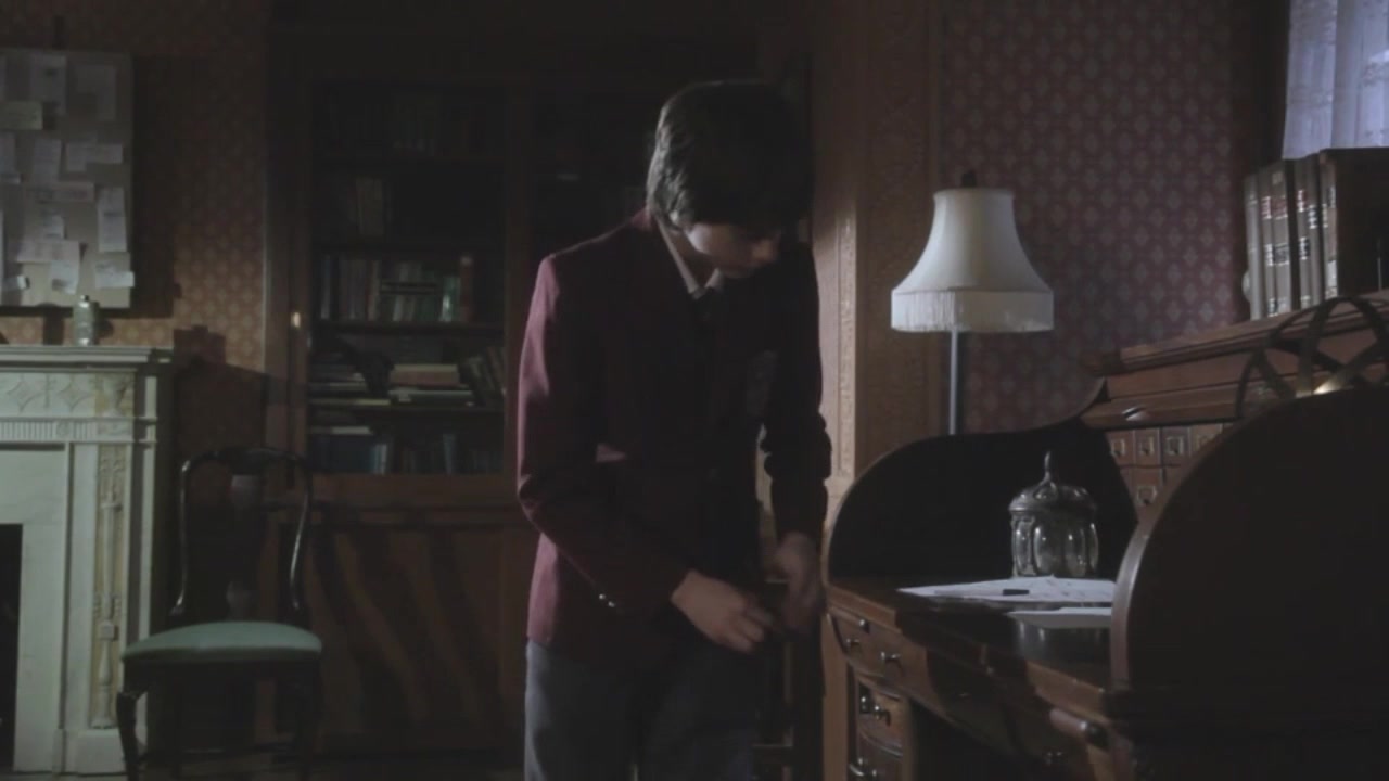 Time_Tremors-_Minisode_3_The_Mysteries_of_Miss_Bugly-HD_306.jpg Time_Tremors-_Minisode_3_The_Mysteries_of_Miss_Bugly-HD_306.jpg