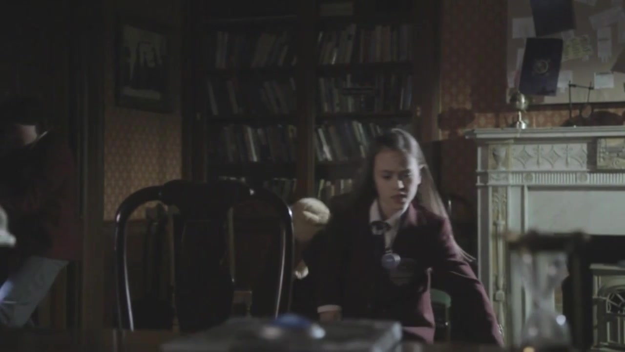 Time_Tremors-_Minisode_3_The_Mysteries_of_Miss_Bugly-HD_429.jpg Time_Tremors-_Minisode_3_The_Mysteries_of_Miss_Bugly-HD_429.jpg