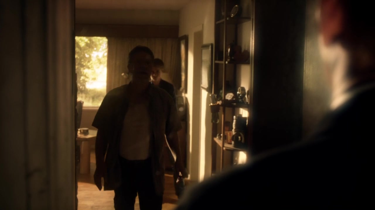 The_Tomorrow_People_US_S01E04_0203.jpg The_Tomorrow_People_US_S01E04_0203.jpg