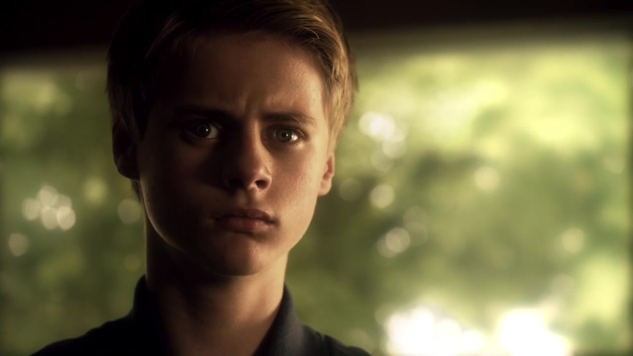 The_Tomorrow_People_US_S01E04_0737.jpg The_Tomorrow_People_US_S01E04_0737.jpg