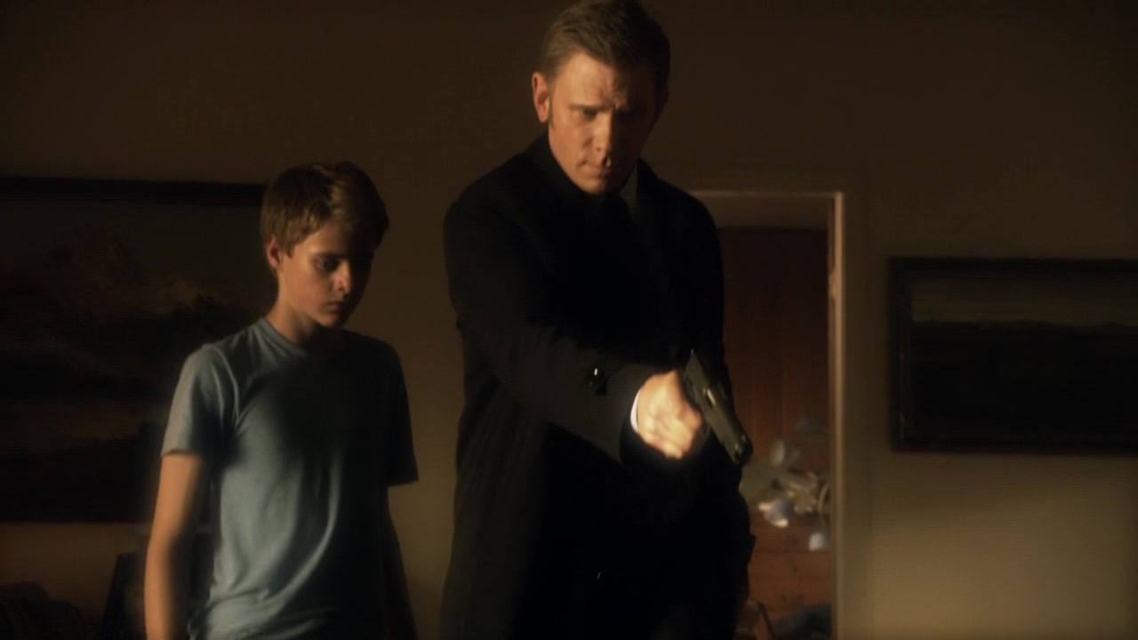 The_Tomorrow_People_US_S01E04_1503.jpg The_Tomorrow_People_US_S01E04_1503.jpg