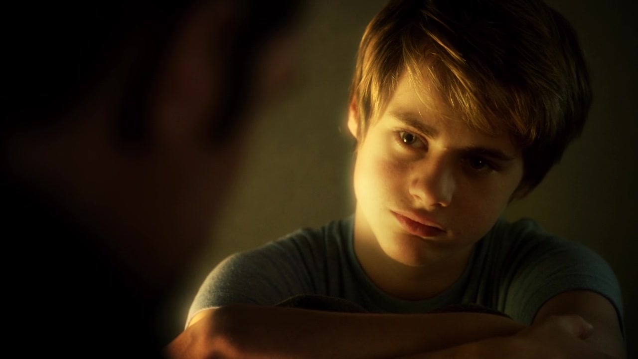 The_Tomorrow_People_US_S01E12_2425.jpg The_Tomorrow_People_US_S01E12_2425.jpg