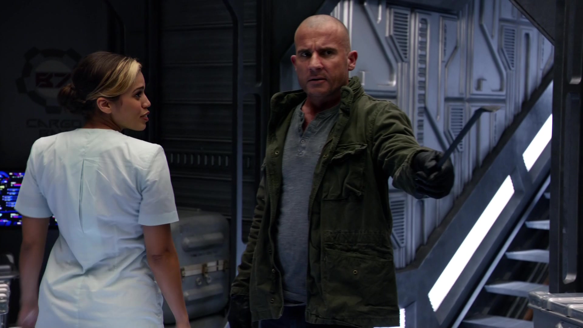 DC_Legends_of_Tomorrow_S01Ep12_288929.jpg DC_Legends_of_Tomorrow_S01Ep12_288929.jpg