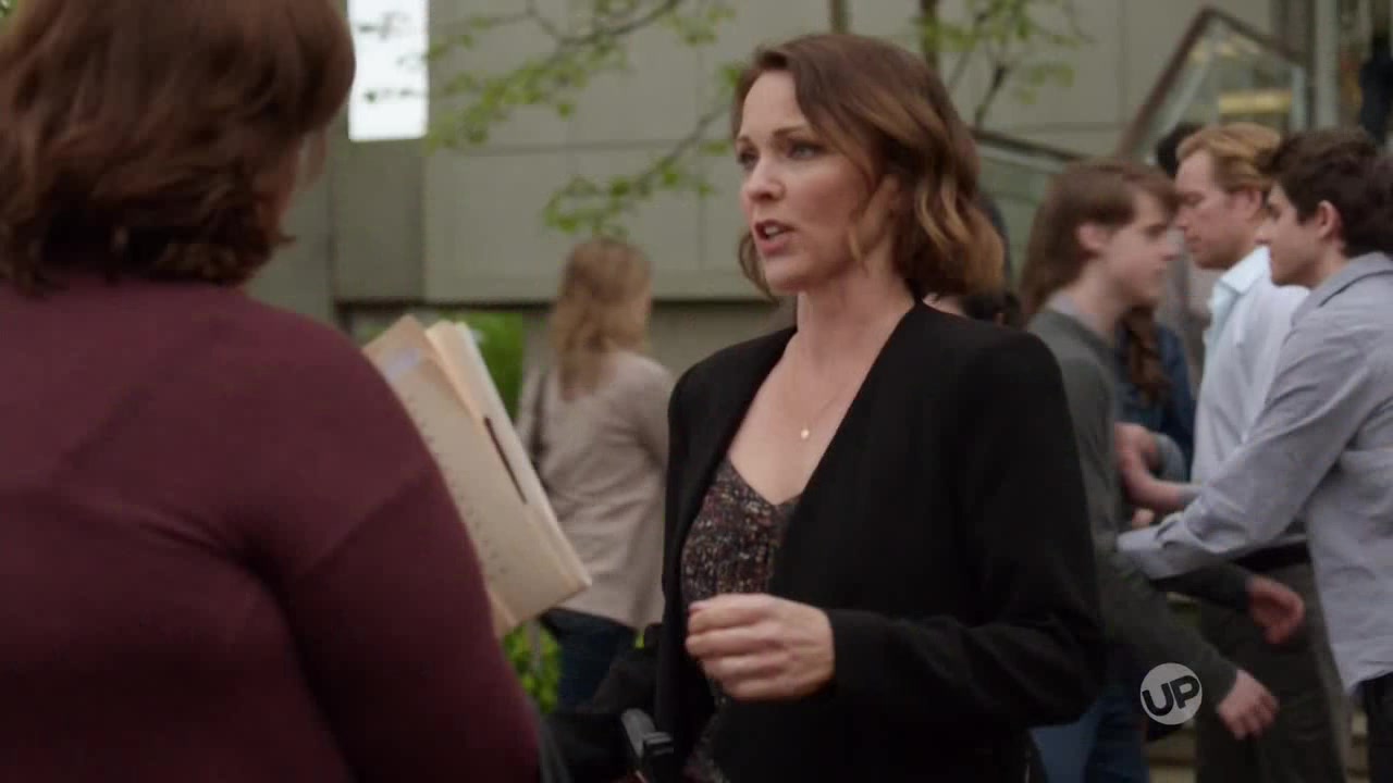 Ties_That_Bind_E01_0100.jpg Ties_That_Bind_E01_0100.jpg