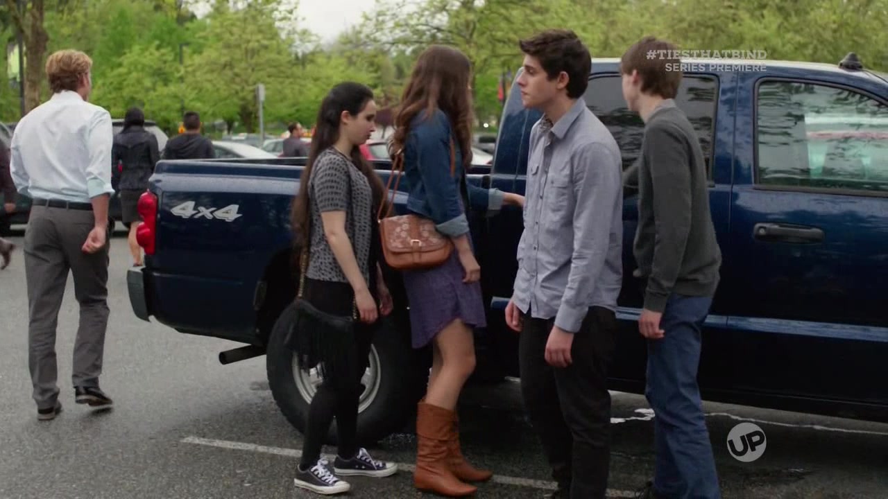 Ties_That_Bind_E01_0193.jpg Ties_That_Bind_E01_0193.jpg