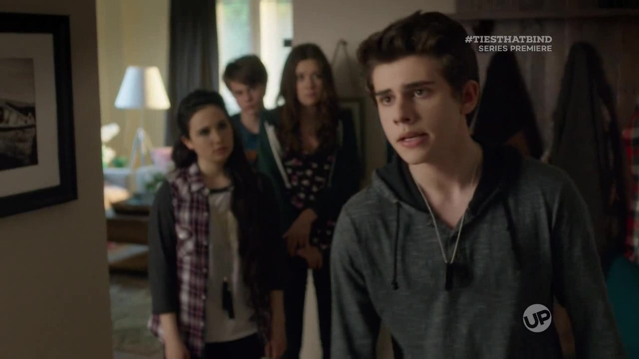 Ties_That_Bind_E01_0507.jpg Ties_That_Bind_E01_0507.jpg