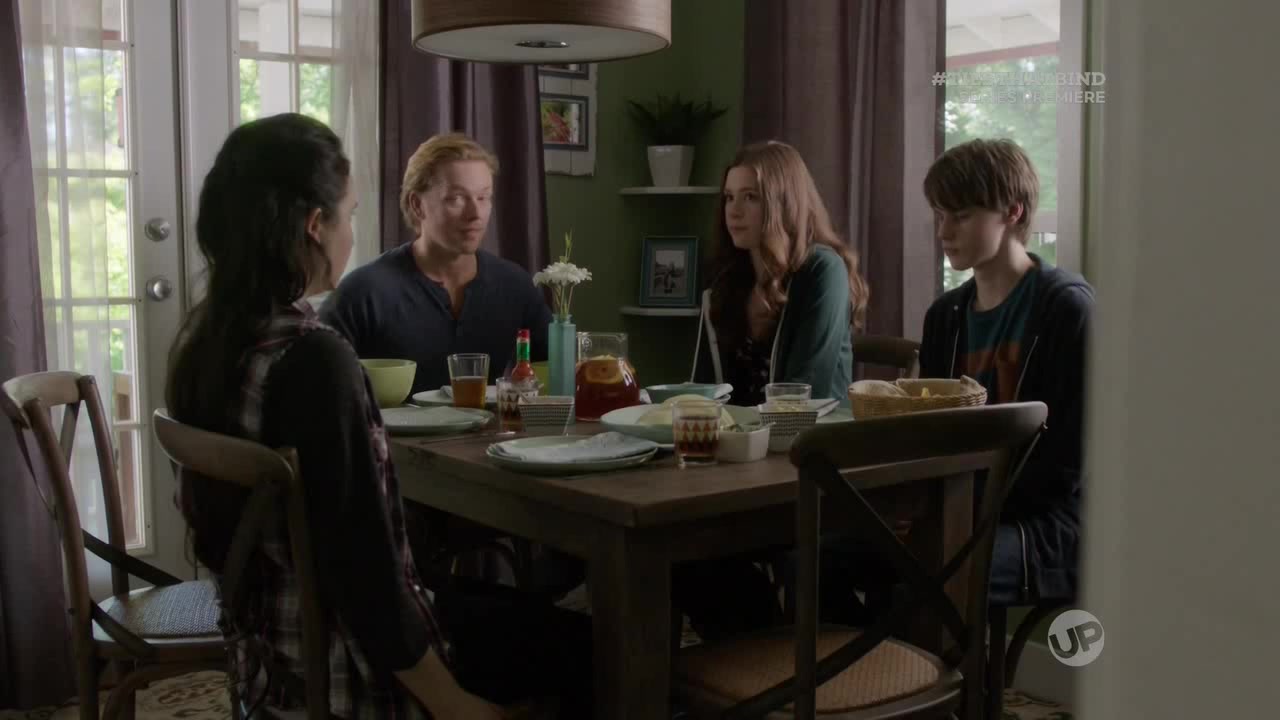 Ties_That_Bind_E01_0911.jpg Ties_That_Bind_E01_0911.jpg