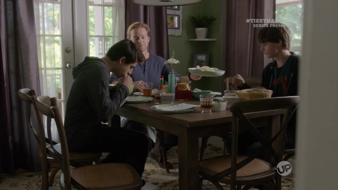 Ties_That_Bind_E01_0983.jpg Ties_That_Bind_E01_0983.jpg