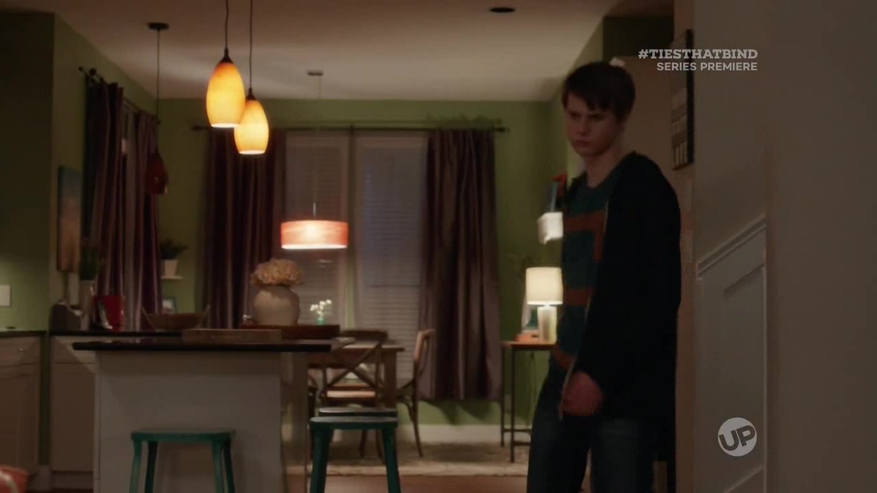 Ties_That_Bind_E01_1409.jpg