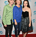 Ties_that_Bind_Season__Premiere_281029.jpg